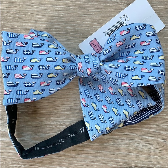 Vineyard Vines Other - Vineyard Vines Men’s Bow tie